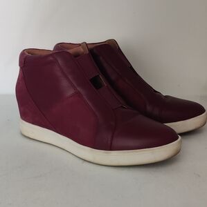 Vionic wedge sneakers Emery Maroon Burgundy Suede Leather sz 9